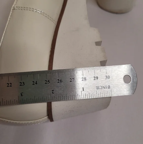 Vionic Willa Wedge Loafers Size 7W Water Repellant - Picture 9 of 11